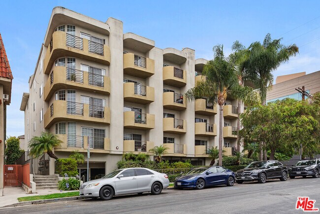 Building Photo - 1817 Selby Ave
