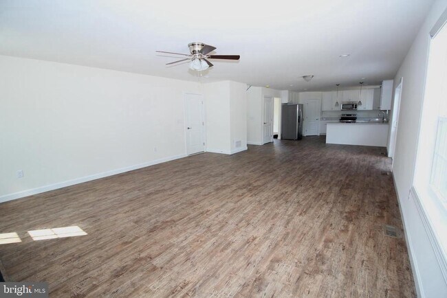 Building Photo - 83 Cherry Blossom Ct
