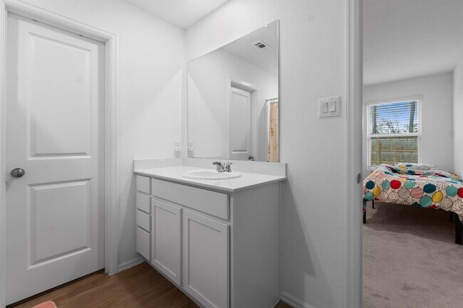Building Photo - 20846 Masella Rdg Dr