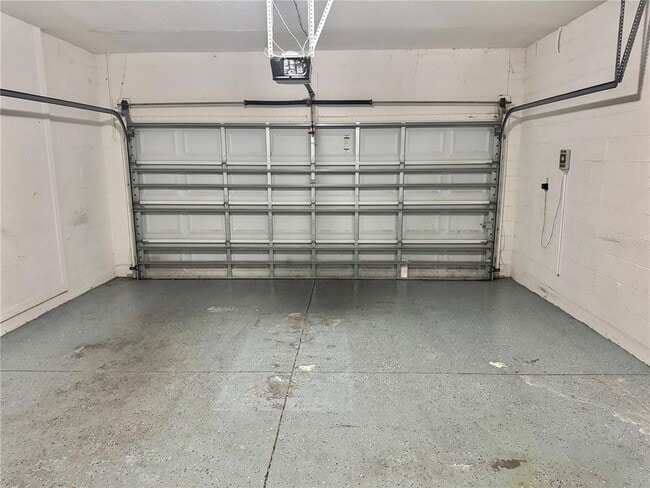 Building Photo - 1000 Araminta St