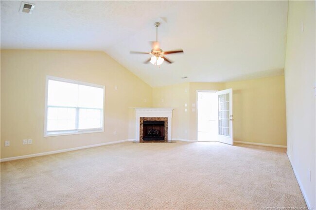 Building Photo - 137 Water Wood Ct
