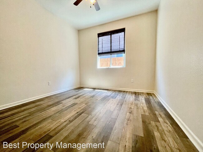 Building Photo - 3 br, 2 bath House - 117 Silver Bell Way