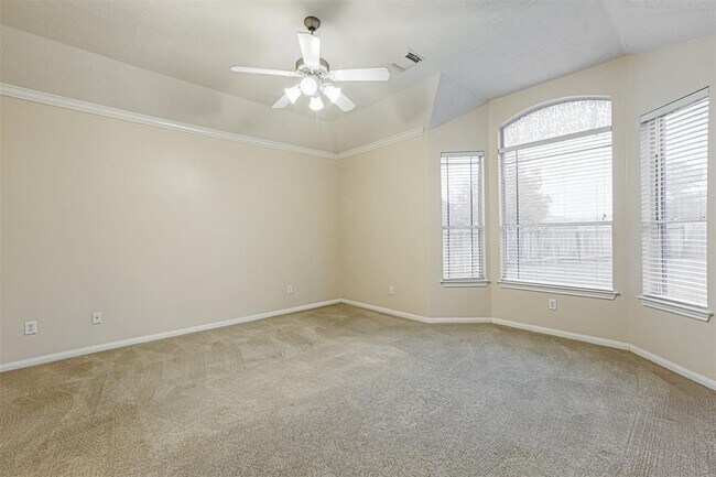 Building Photo - 24503 Jocelyn Park Ct