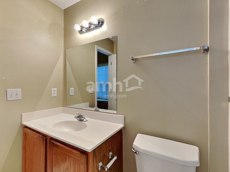 Building Photo - 3812 Lodgepole Ln
