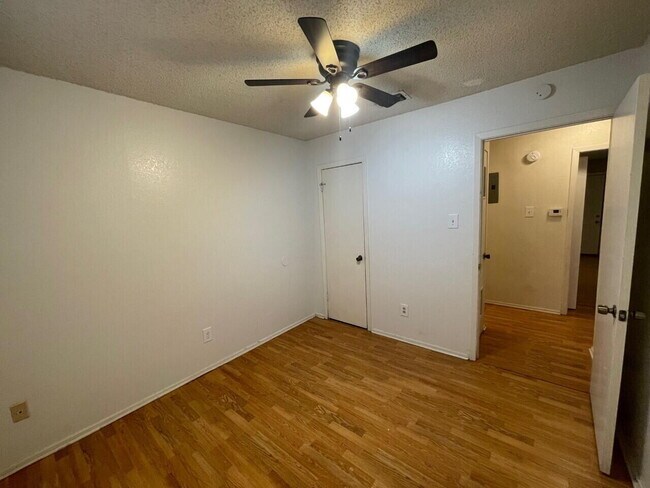 Building Photo - 7401 Avenue X