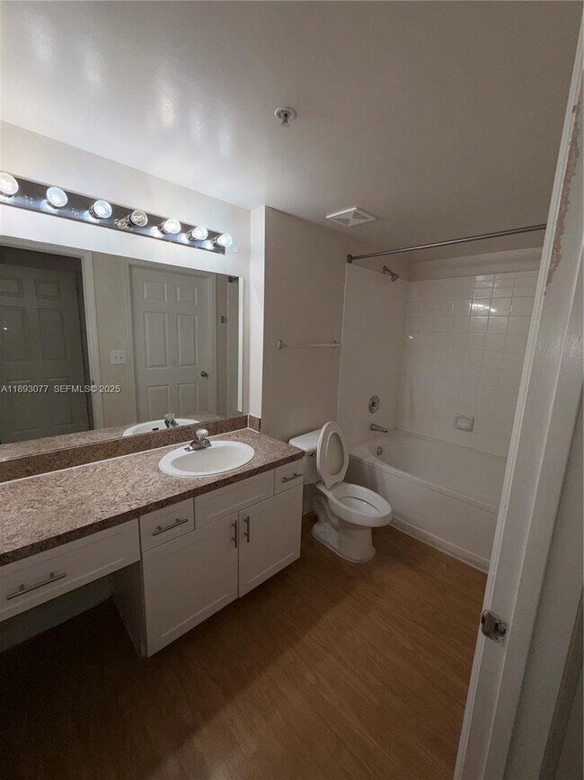 Building Photo - 151 SW 117th Ave