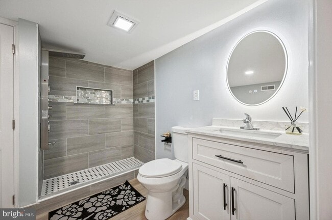 Building Photo - 1317 S 19th St