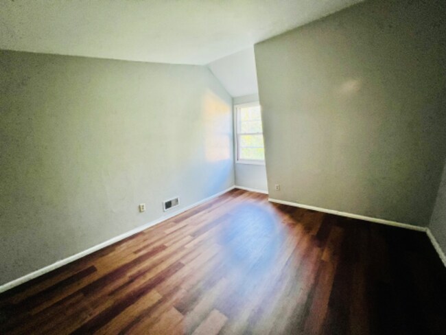 Building Photo - 8884 N 95th St