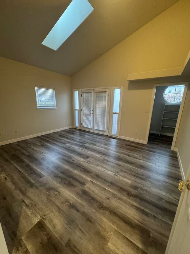 Building Photo - ---REMODEL---comfort Condo for Rent in Aurora