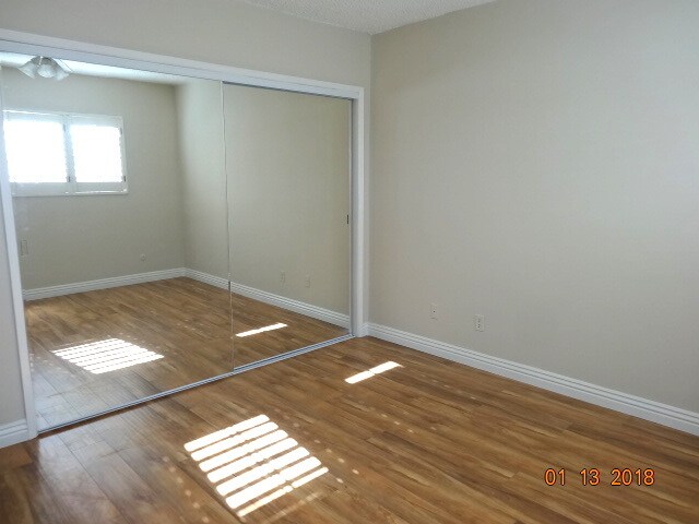 Building Photo - 116 N Pacific Ave