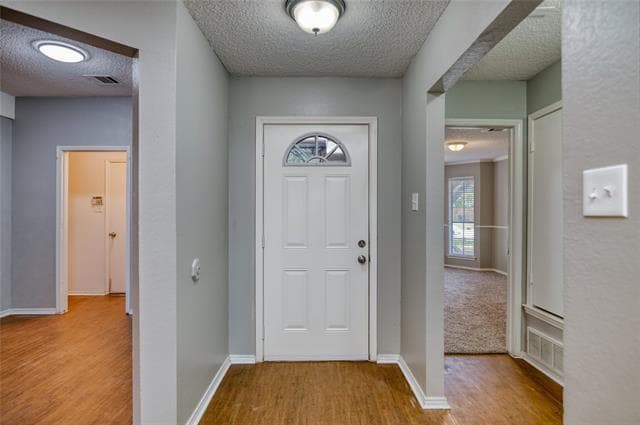 Building Photo - 708 Paintbrush Dr