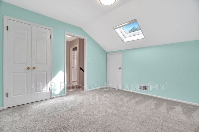 Building Photo - 2219 North Ave