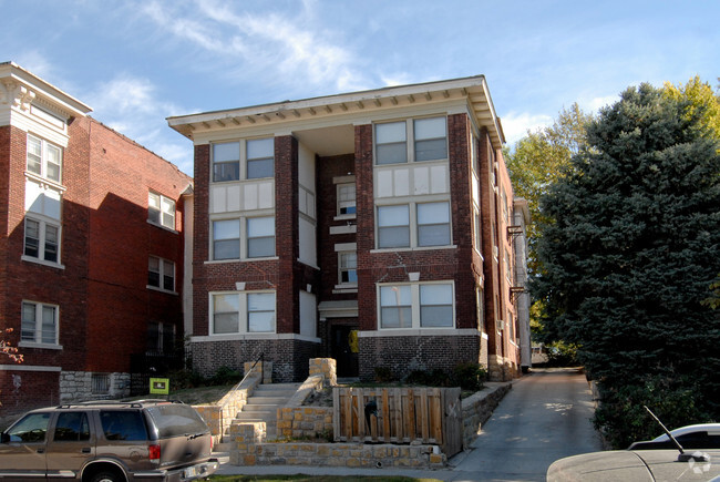 Primary Photo - Highland Apartments