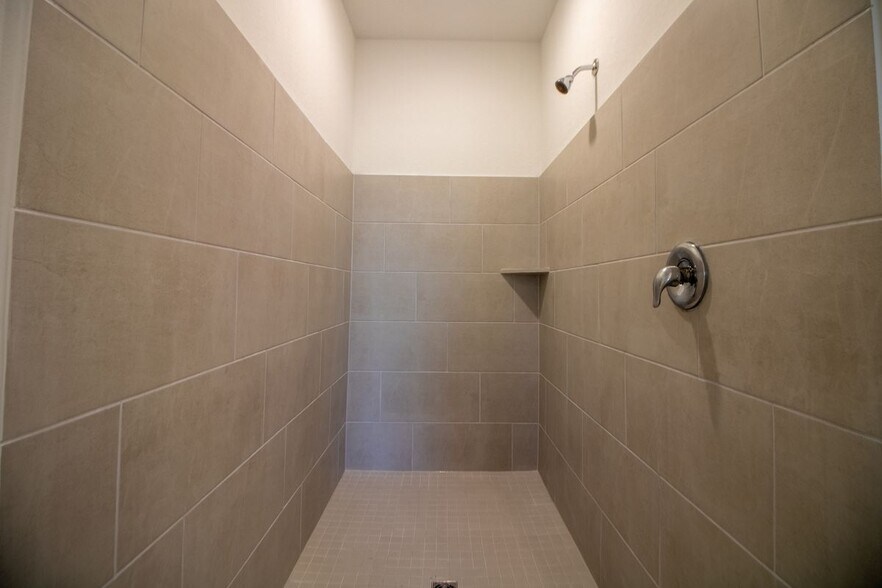 Building Photo - 5128 McKittrick