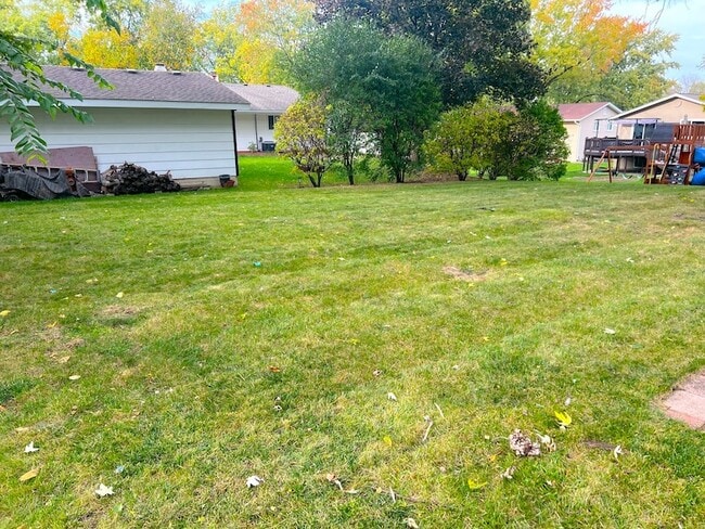 Building Photo - 2720 Kincaid Dr
