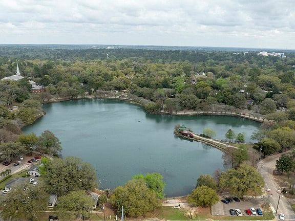 Building Photo - 1530 Yancey St