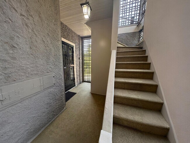 Building Photo - 1720 Harbert Ave