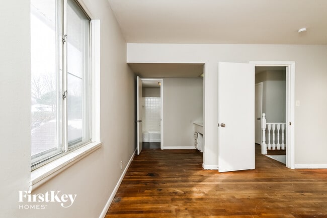 Building Photo - 1510 Fenwick Ct