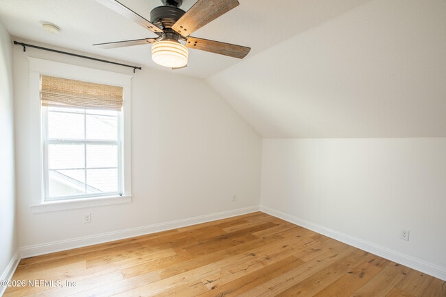 Building Photo - 11 Mascotte Pl