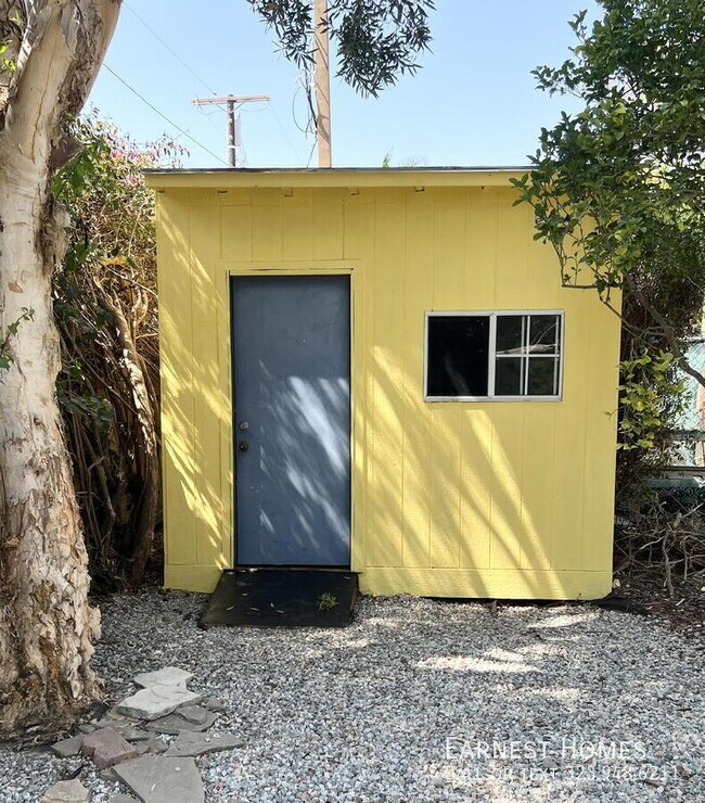 Building Photo - 3124 Highland Ave