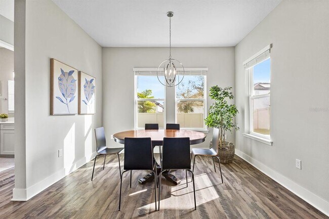 Building Photo - 9947 Summerlake Groves St