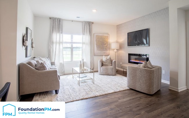 Building Photo - 7911 Hickory Meadow Rd