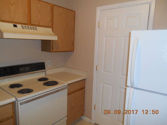 Building Photo - 4531 E Boardwalk Dr