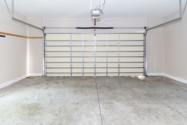 Building Photo - 49 Thomas Sumter St