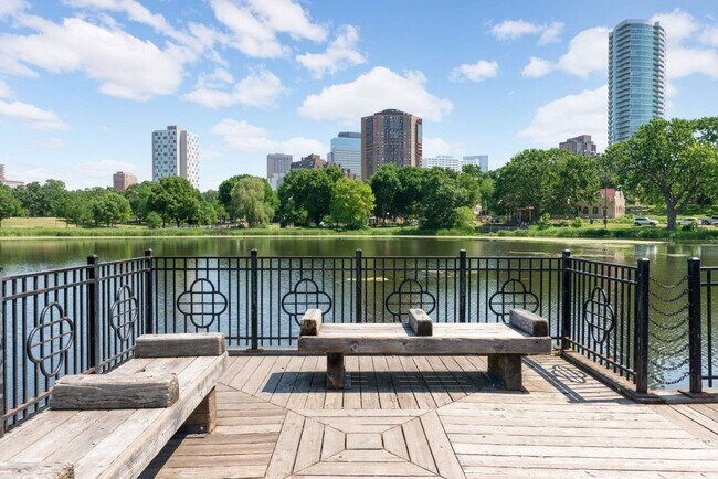 Building Photo - Charming 1-Bed 1-Bath Available Now!