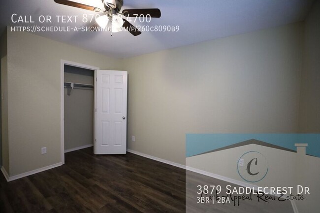 Building Photo - Move in special $800!! Beautiful 3 bed / 2...