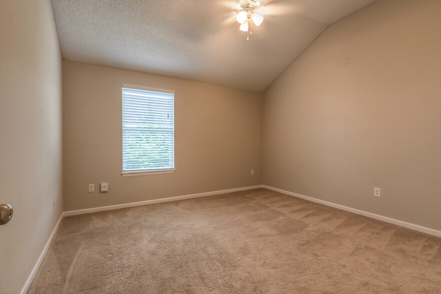 3rd bedroom - 22810 West 71st Terrace