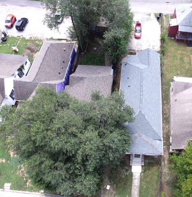 Building Photo - 1618 Forest Ave