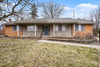 Building Photo - MOVE IN SPECIAL!!! - 1/2 OFF FIRST MONTH'S RENT