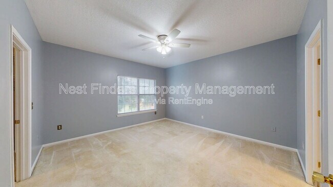 Building Photo - 9744 Summer Grove Way W