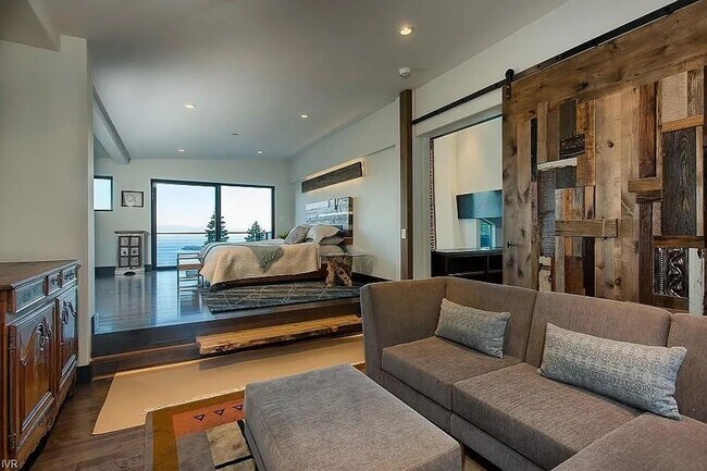 Building Photo - Endless Views of Tahoe