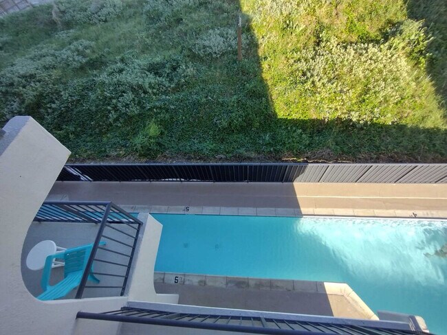 Building Photo - 5516 Gulf Blvd