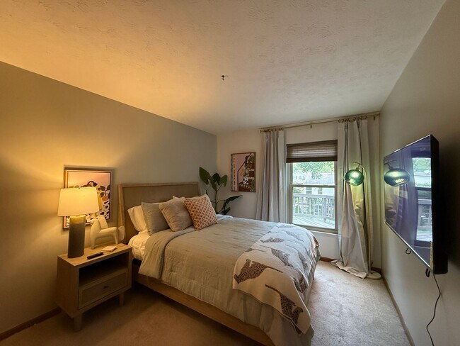 Building Photo - 9736 Flagstone Way