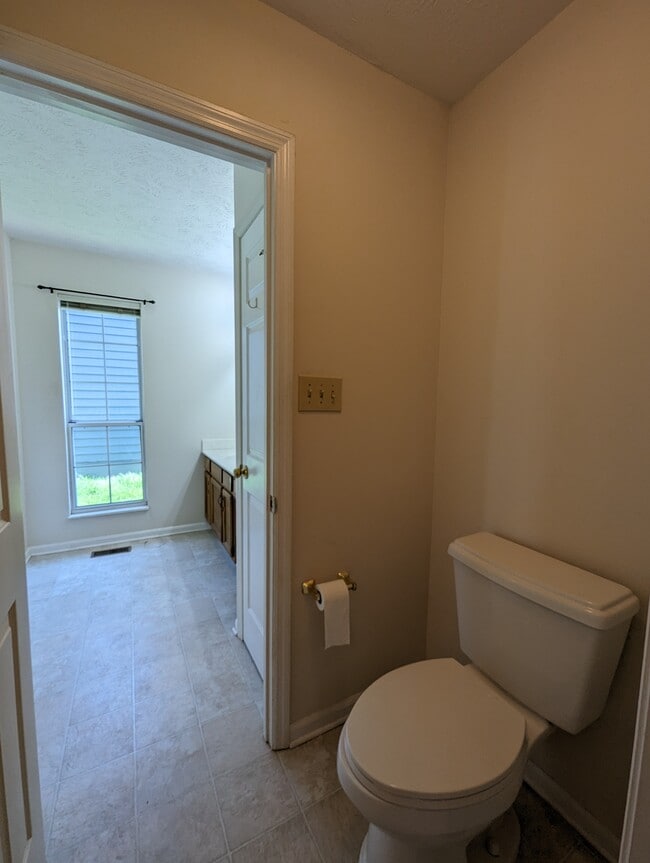 Building Photo - 1401 Francis Station Dr