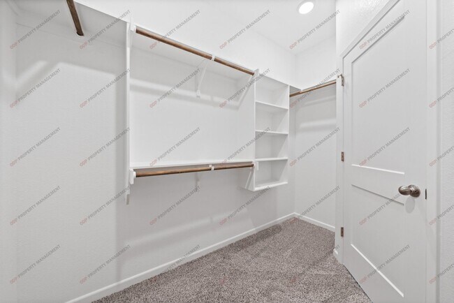 Building Photo - 9512 Swenson Ln
