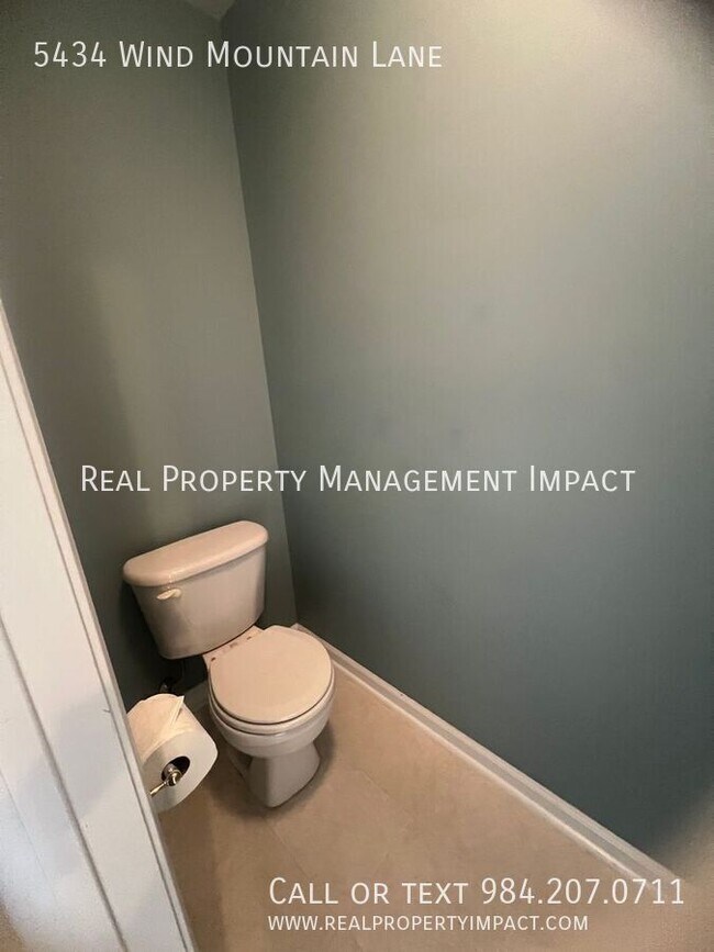 Building Photo - 5434 Wind Mountain Ln