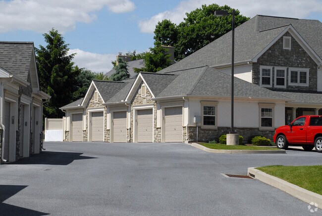 Garage - The Villas at Sutherland