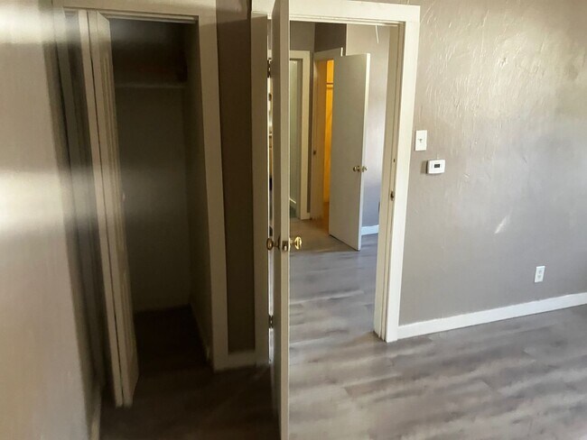 Building Photo - 3309-3313 Main St