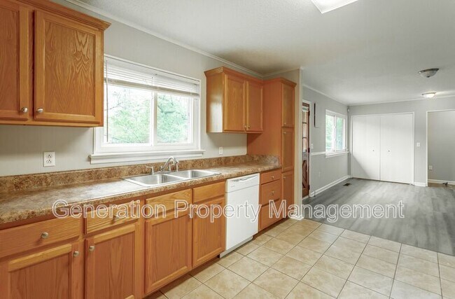 Building Photo - 1534 N Joiner Rd