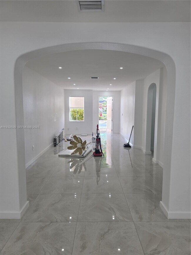 Building Photo - 16643 SW 80th Terrace