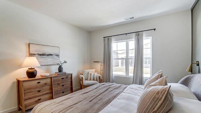 Building Photo - 406 Emily Dr