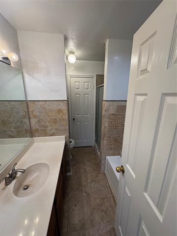 Building Photo - 100 Streamside Dr
