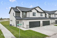 Building Photo - 6906 Bluebell Ct