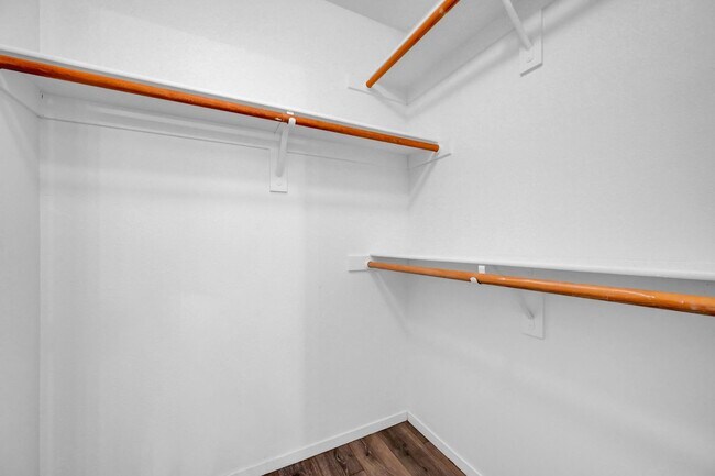 Building Photo - N Las Vegas Single Family Home - New Paint and LVP Flooring