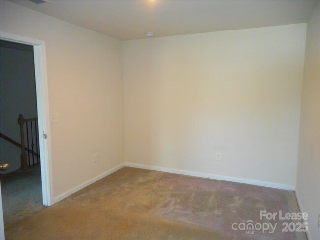 Building Photo - 12715 Wandering Brook Dr