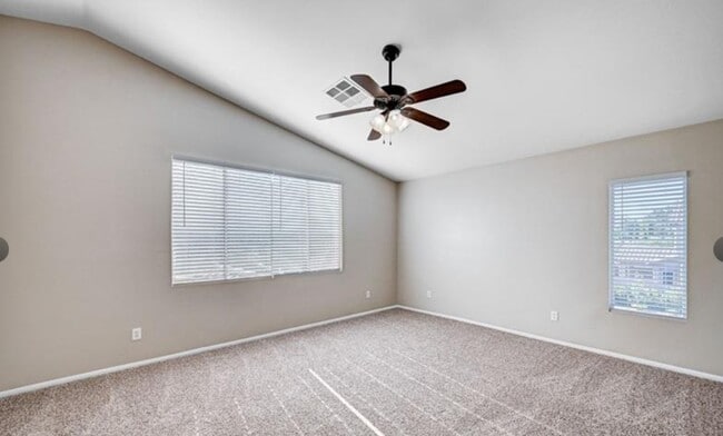 Building Photo - 1013 Brinkman St